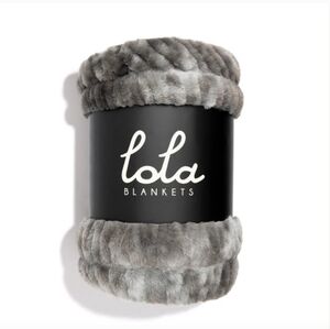 Lola Blanket Smokey Skies- Medium